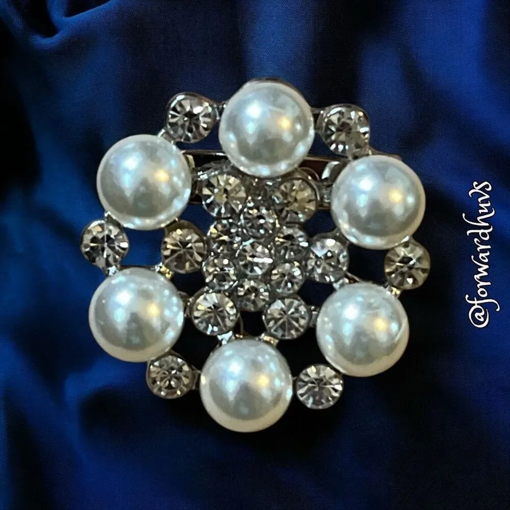 Vintage Rhinestone & Faux Pearl Brooch